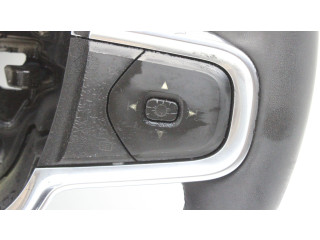 Руль Volvo XC40   -  года       