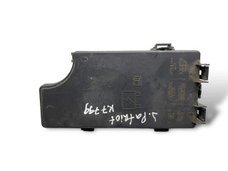 Блок предохранителей P68028007AD   Jeep Patriot    