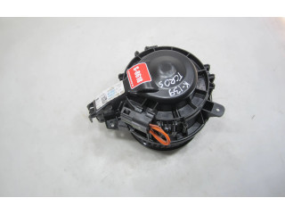 Вентилятор печки    201819021A, 701462W   Volkswagen T-Cross