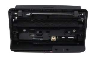 Дисплей       Audi Q3 8U