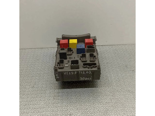 Pojistková skříňka 518002217, 8200148810 Renault Vel Satis 2002