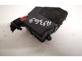 Блок предохранителей     Audi A8 S8 D3 4E    