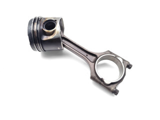  Поршень с шатуном D5204T2 D5204T2  Volvo V70  