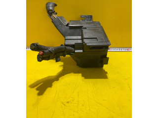 Pojistková skříňka 8V5114B144BA Ford Fiesta 2009