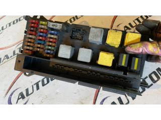 Блок предохранителей 9065450101, 5B11F0117   Volkswagen Crafter    