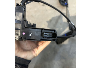 Замок багажника 9805635480    Citroen C4 I Picasso 2006 - 2013 года