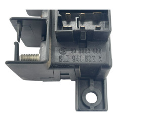 Блок предохранителей 8L0941822A, 896083000 Audi A6 S6 C5 4B
