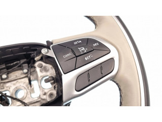 Руль Chrysler Pacifica 2017- года P5UZ554X9AE, 5UZ554X9AE