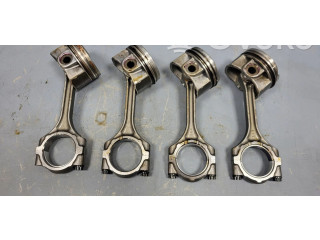 Поршень с шатуном Lexus IS III XE30