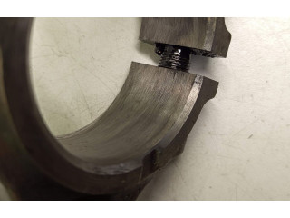  Поршень с шатуном    Ford Ranger  