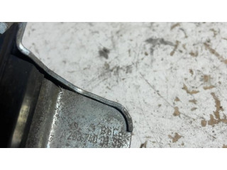 Замок задней крышки