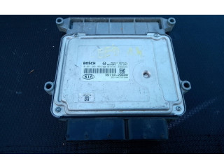 Блок управления двигателя 391102B600, 0261201852   KIA Ceed