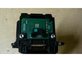 Мултифункционный включатель управления / ручка