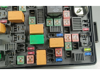 Блок предохранителей  8238038210   SsangYong Musso    