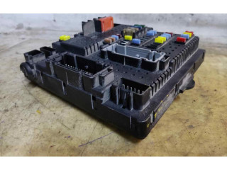 Блок предохранителей 30728512   Volvo XC90    