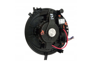 Вентилятор печки 5WB819015, 5Q0907521F Skoda Octavia Mk4