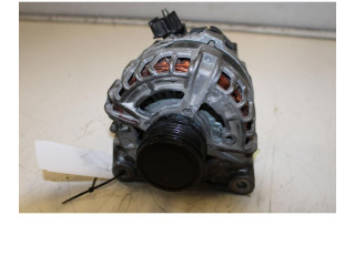 Генератор 231009076R Dacia Sandero