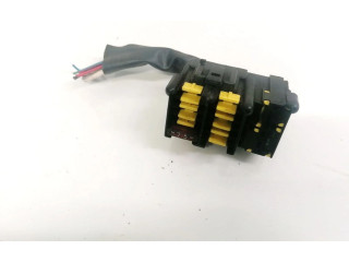   Pojistková skříňka    Toyota Carina T190 1993