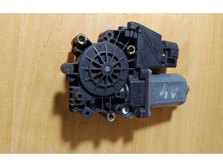 Передний двигатель механизма для подъема окон Audi A4 S4 B5 8D 1999 - 2000 года