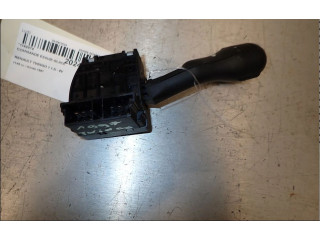 Ручка стеклоочистителей 7700832722   Renault Twingo I