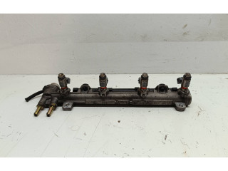 Топливная рампа 036133319B   Volkswagen Golf IV   для двигателя AKQ