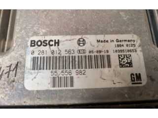 Блок управления двигателя 0281012563, 55556982   Saab 9-5
