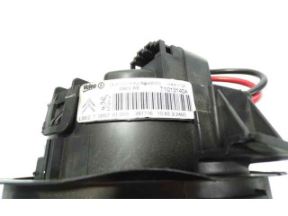 Вентилятор печки       Peugeot 2008 I