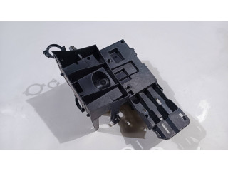   Pojistková skříňka 15175348   Hummer H2 2003