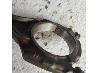 Píst 784323702, 110131328 BMW 7 F01 F02 F03 F04 pro benzínový motor 4.4