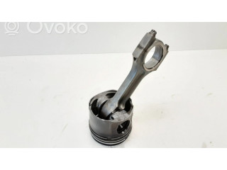 Píst 0840C BMW 1 E81 E87 pro naftový motor 2.0