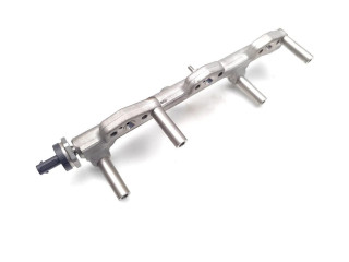 Топливная рампа 8665631, DE14018510   Mini Cooper Countryman F60   для двигателя B38A15A;B38A15F