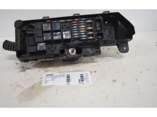 Блок предохранителей 8690889 Volvo XC90