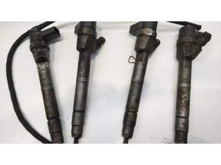 Vstřikovač A6110700587 Mercedes-Benz Vito Viano W638 pro naftový motor 2.2