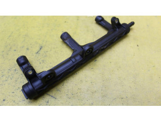 Vstřikovací lišta 06E133682C   Audi A8 S8 D4 4H     