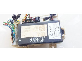 Блок предохранителей mn108319 Mitsubishi Colt