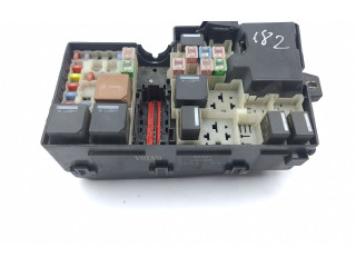 Блок предохранителей 3M5T14A142AB, 8688040   Volvo V50    