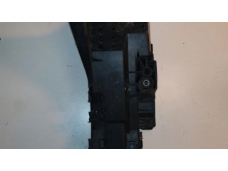 Блок предохранителей 9494210 Volvo V70