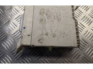 Pojistková skříňka 8267230141 Lexus GS 300 350 430 450H 2006