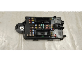 Блок предохранителей  32209198   Volvo XC90    