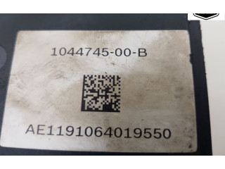 Рулевая рейка Блок ABS 110354100A, 104474500B Tesla Model 3 2017 - года