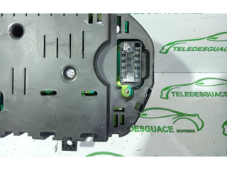 Přístrojová deska Volkswagen Polo IV 9N3 2003 88311330