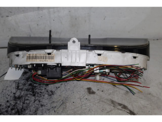 Přístrojová deska Nissan Serena 1991