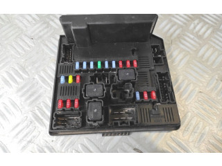 Pojistková skříňka 284B7JD02A Nissan Qashqai 2009