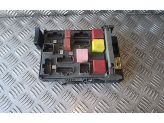   Pojistková skříňka 8200491796, 8200500347   Renault Espace -  Grand espace IV 2005