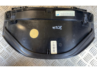 Přístrojová deska Mercedes-Benz CLK A208 C208 2000 2085403011, 84570307