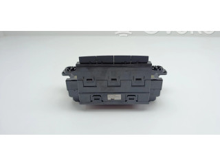 Дисплей    957101H100   KIA Ceed