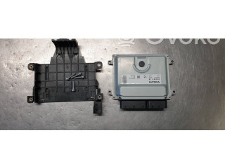Блок управления двигателя 30646931AB, 30729835   Volvo S80