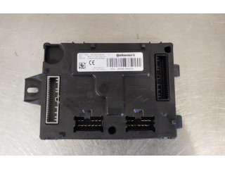 Блок предохранителей 284B18663R   Renault Clio I    