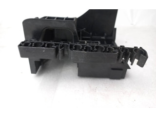 Блок предохранителей 1KO907361C   Volkswagen Caddy    