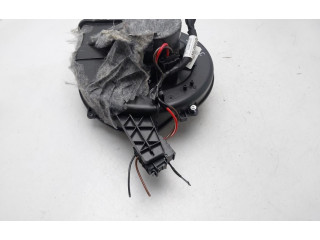 Вентилятор печки 6R1819015 Skoda Fabia Mk3 (NJ)